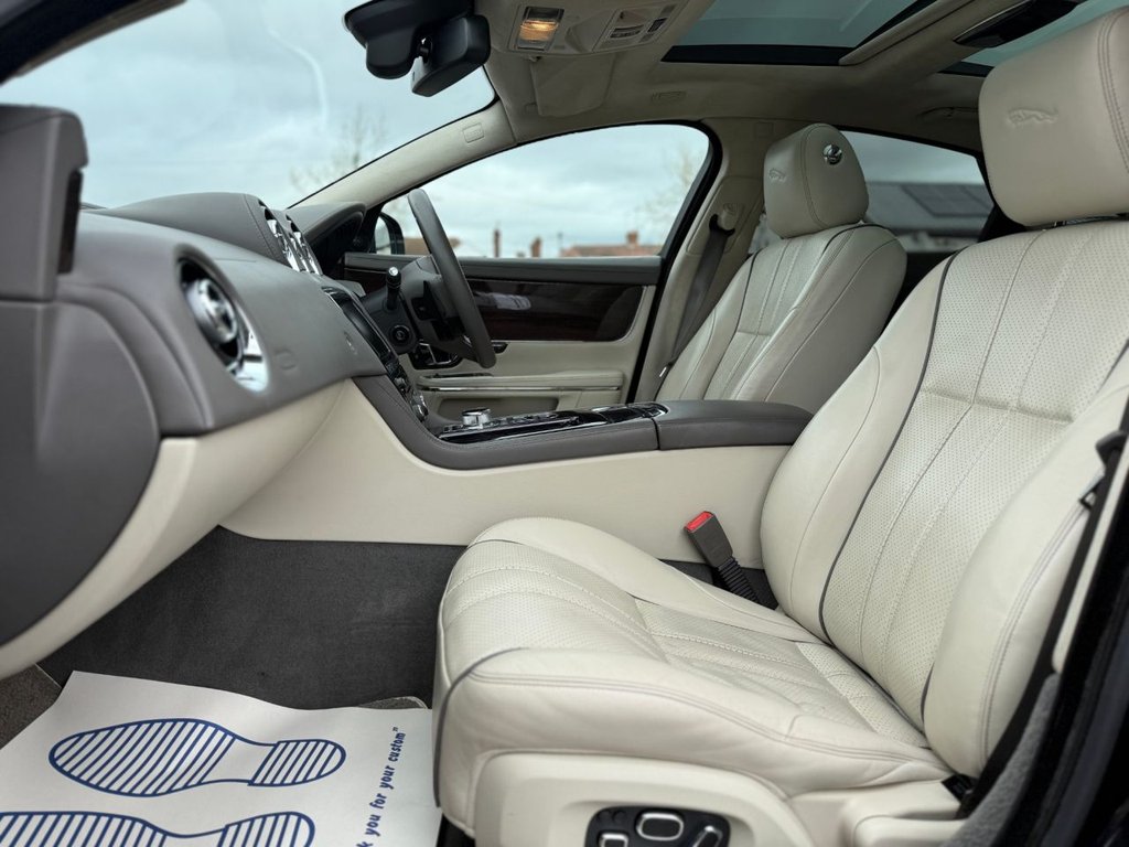 Used Jaguar XJ 2014 for sale - 78124101: Photo 12