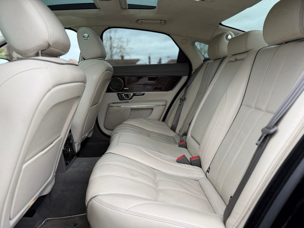 Used Jaguar XJ 2014 for sale - 78124101: Photo 15