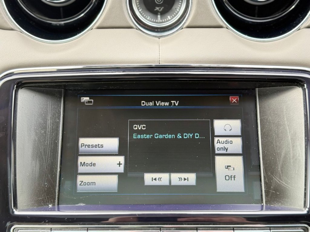 Used Jaguar XJ 2014 for sale - 78124101: Photo 24