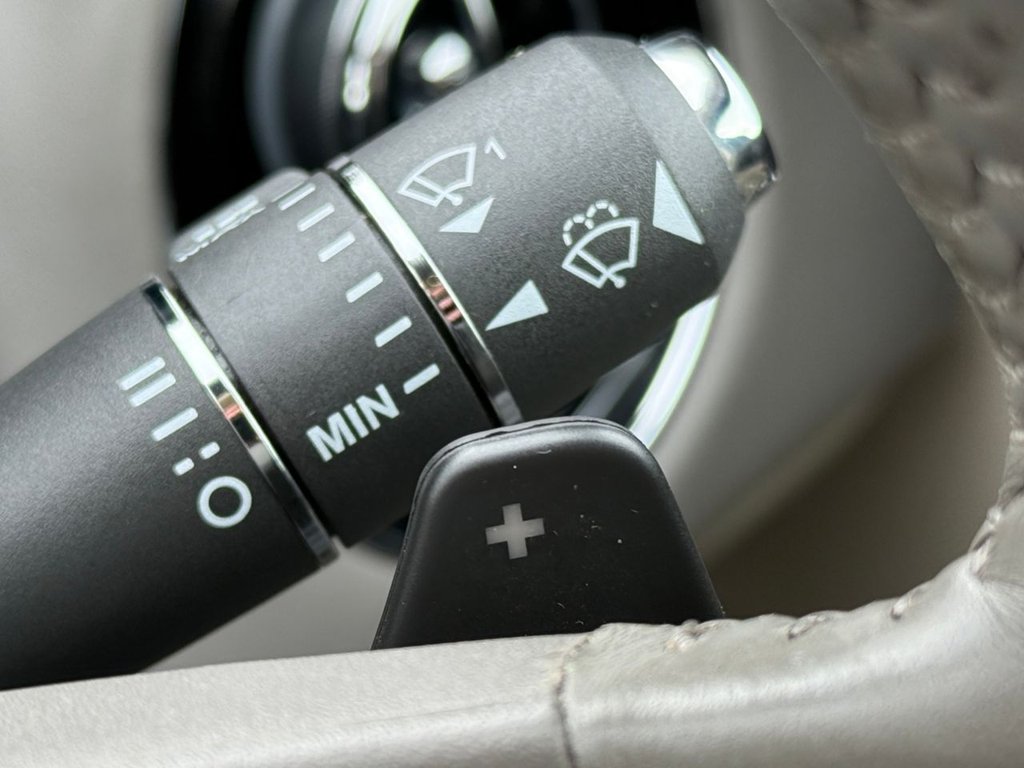 Used Jaguar XJ 2014 for sale - 78124101: Photo 41