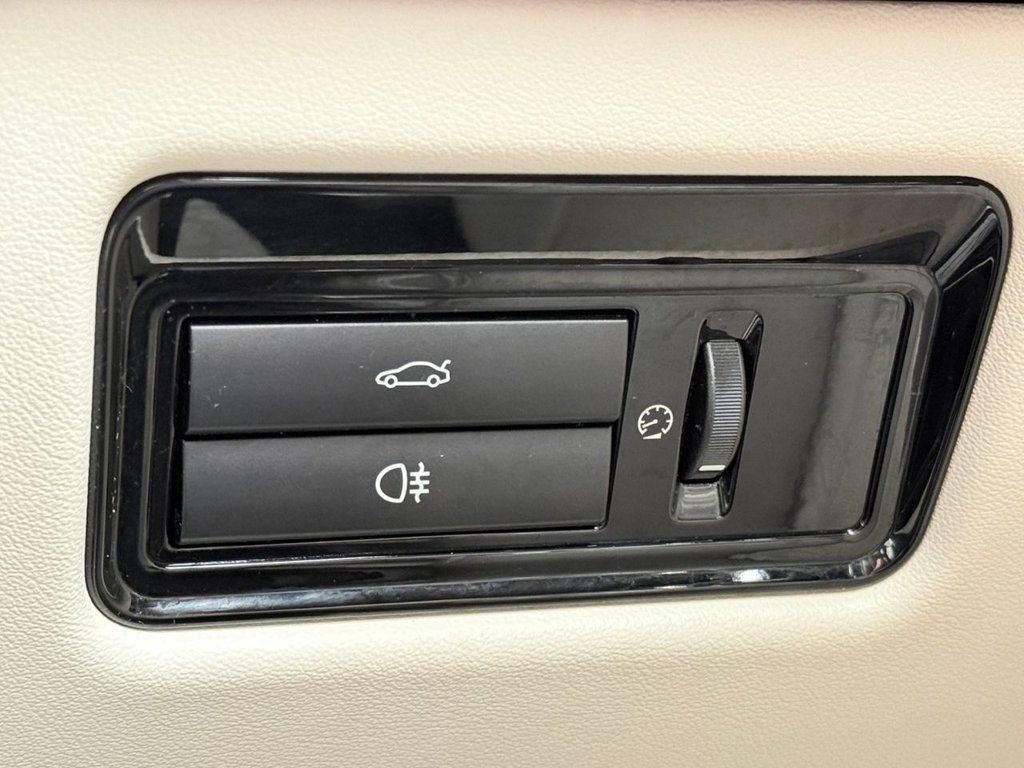 Used Jaguar XJ 2014 for sale - 78124101: Photo 44