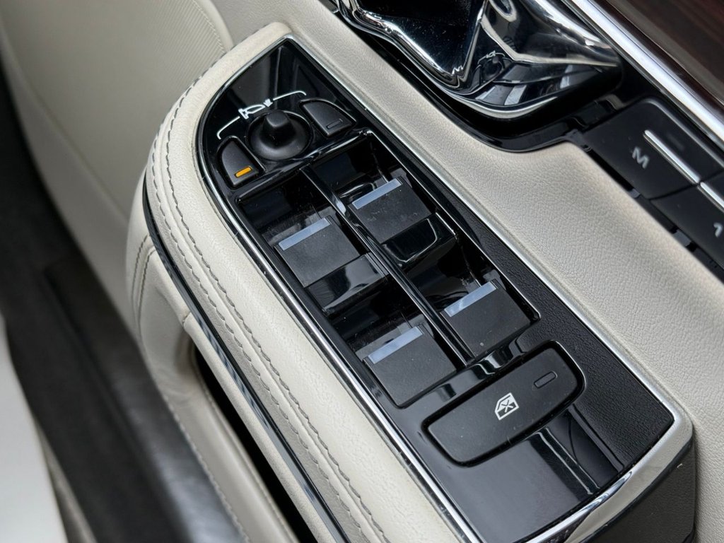 Used Jaguar XJ 2014 for sale - 78124101: Photo 48