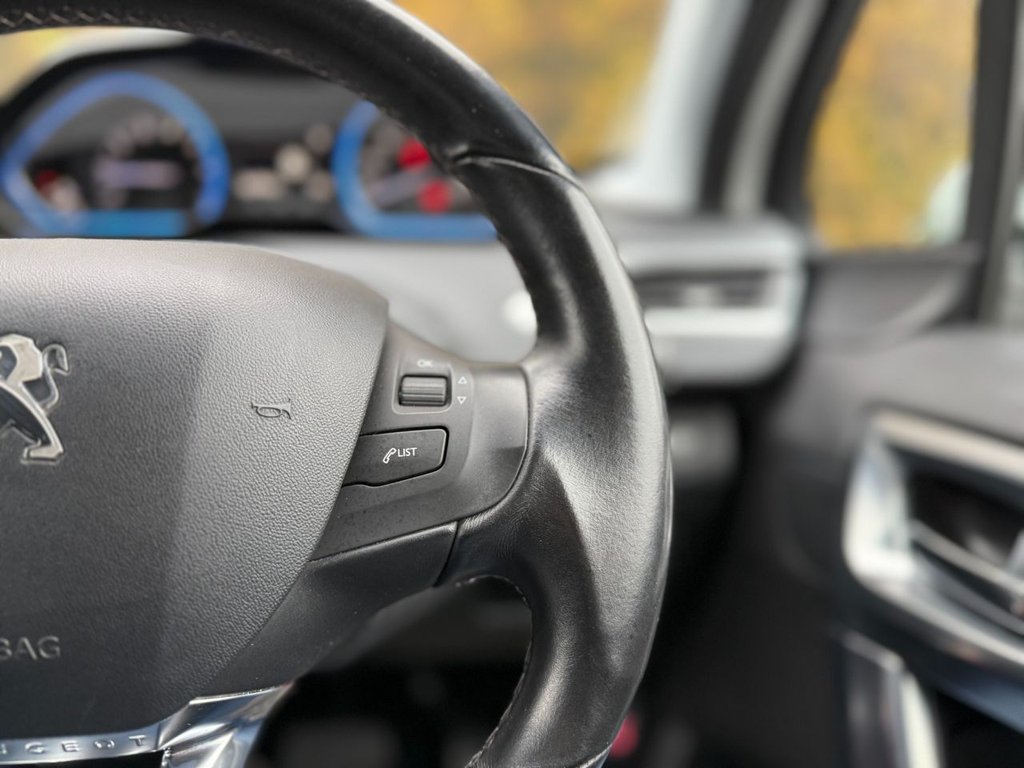 Used Peugeot 2008 2017 for sale - 76883156: Photo 37