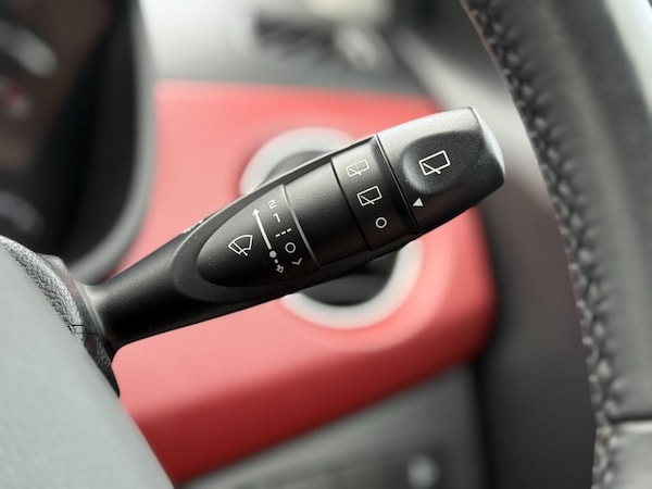 Used Hyundai i10 2016 for sale - 76080476: Photo 34
