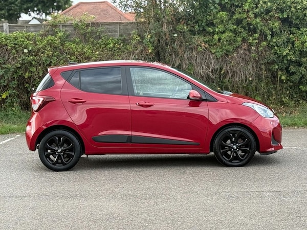 Used Hyundai i10 2016 for sale - 76080476: Photo 3