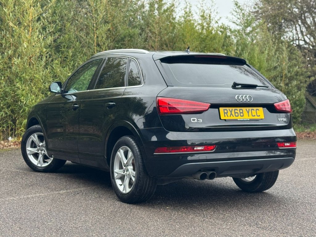 Used Audi Q3 2018 for sale - 77632051: Photo 2