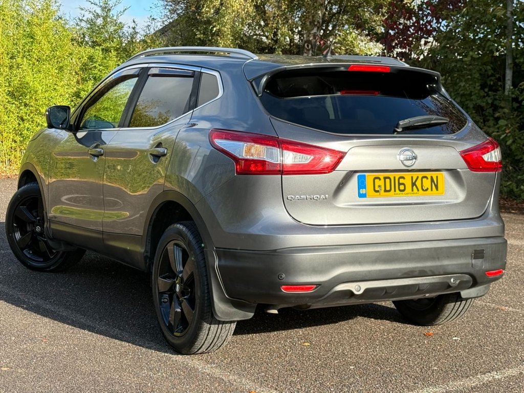 Used Nissan Qashqai 2016 for sale - 76372417: Photo 2