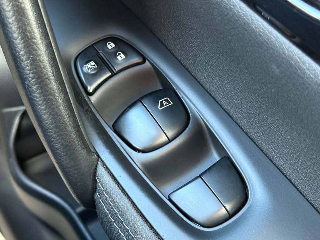 Used Nissan Qashqai 2016 for sale - 76372417: Photo 32