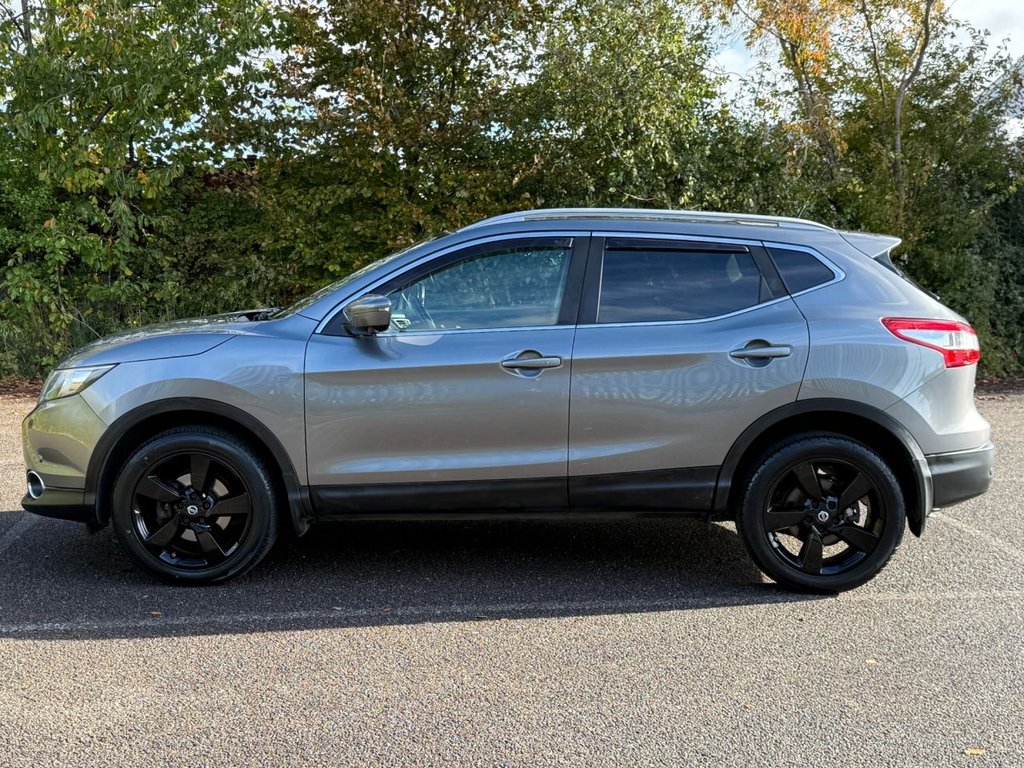 Used Nissan Qashqai 2016 for sale - 76372417: Photo 4