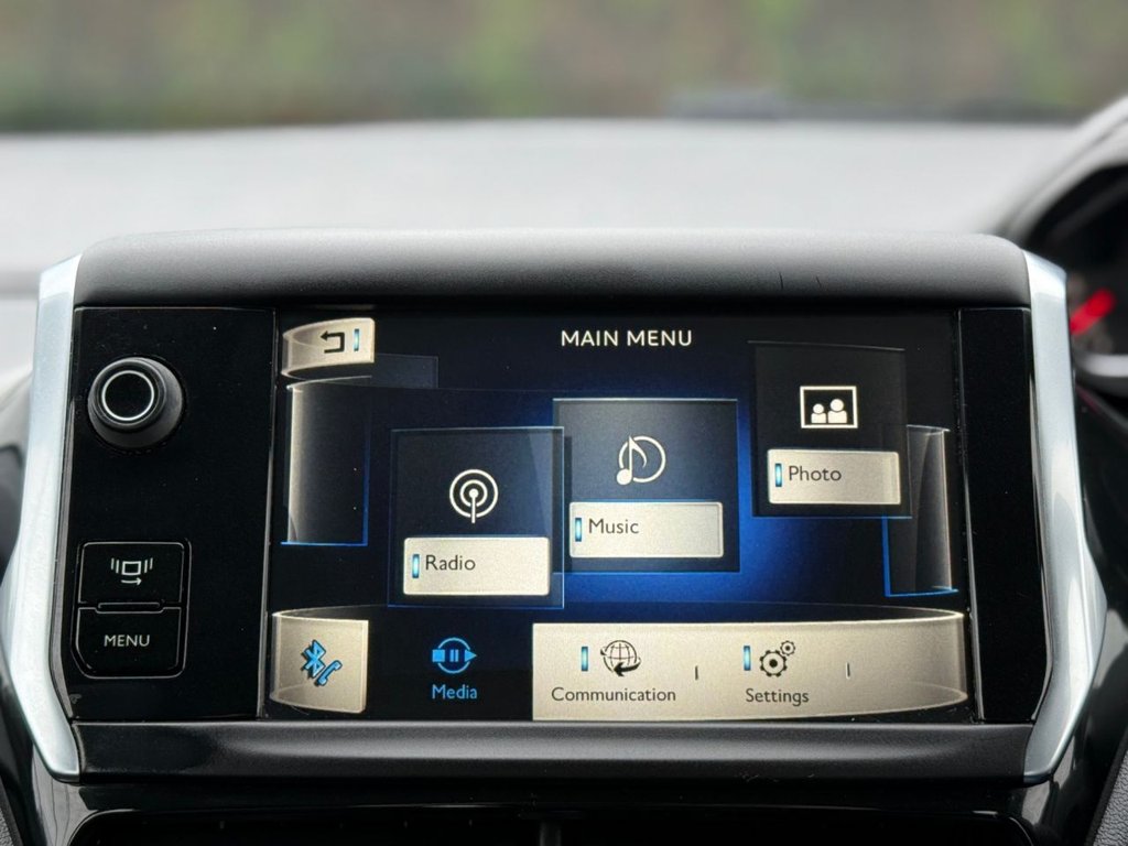 Used Peugeot 208 2014 for sale - 77608660: Photo 16