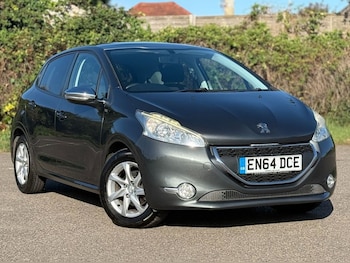 2015 (64) - 1.2 VTi PureTech Style Hatchback 5dr Petrol Manual Euro 5 (82 ps)