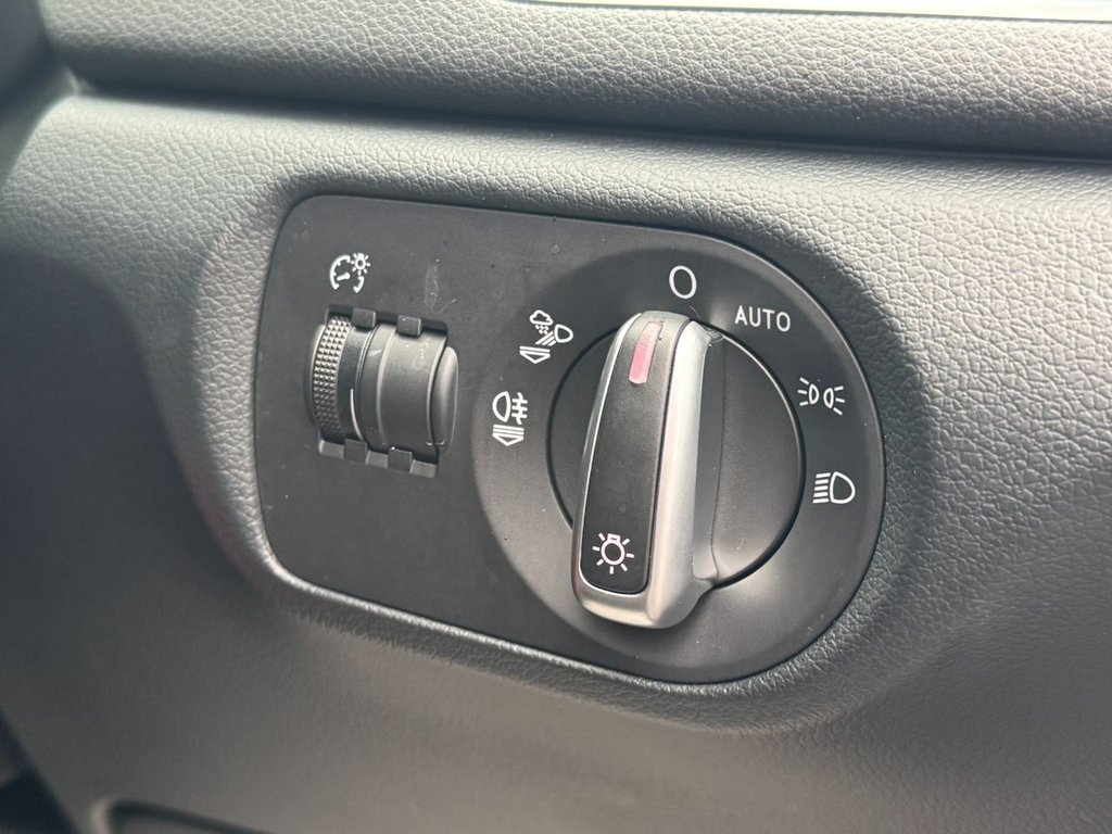 Used Audi Q3 2018 for sale - 77692902: Photo 35