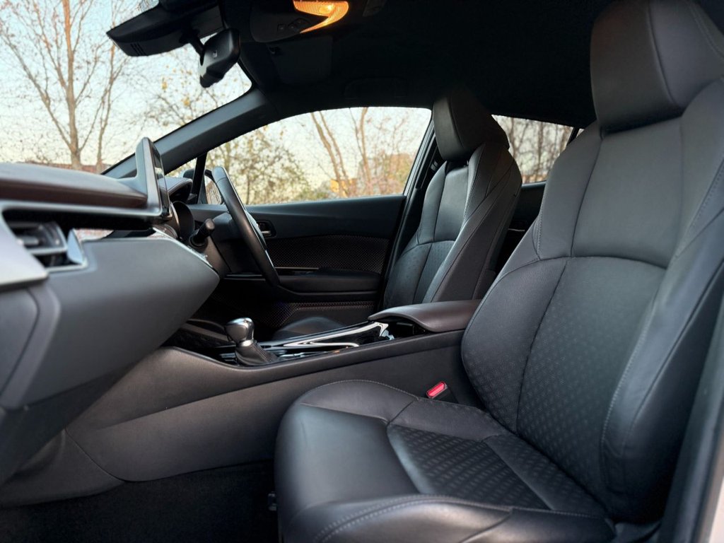 Used Toyota C-HR 2019 for sale - 78134113: Photo 12