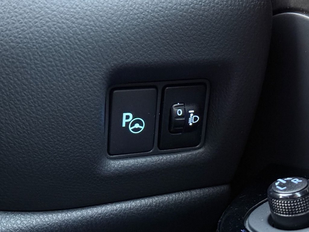 Used Toyota C-HR 2019 for sale - 78134113: Photo 37