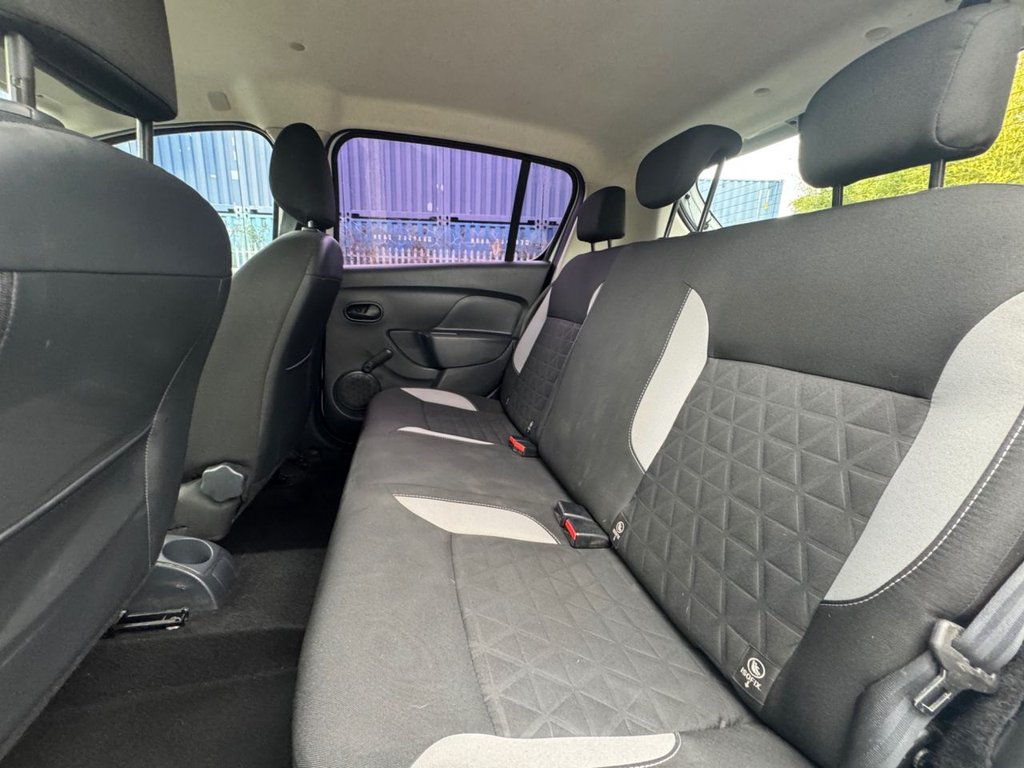 Used Dacia Sandero Stepway 2015 for sale - 77806347: Photo 10