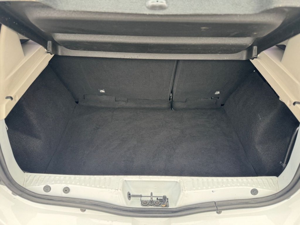 Used Dacia Sandero Stepway 2015 for sale - 77806347: Photo 20