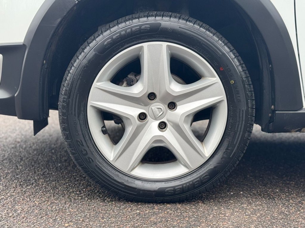 Used Dacia Sandero Stepway 2015 for sale - 77806347: Photo 22