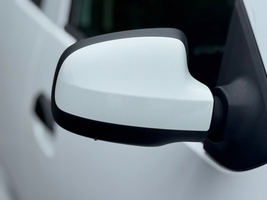 Used Dacia Sandero Stepway 2015 for sale - 77806347: Photo 30