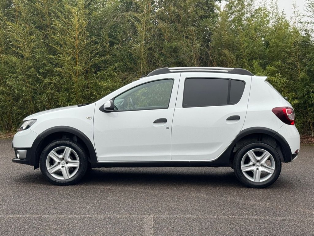 Used Dacia Sandero Stepway 2015 for sale - 77806347: Photo 4