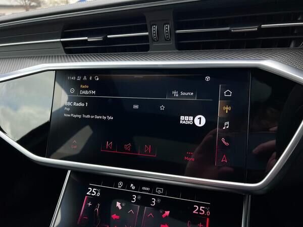 Used Audi RS6 2021 for sale - 76642320: Photo 19