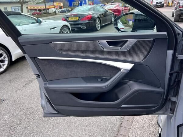 Used Audi RS6 2021 for sale - 76642320: Photo 44