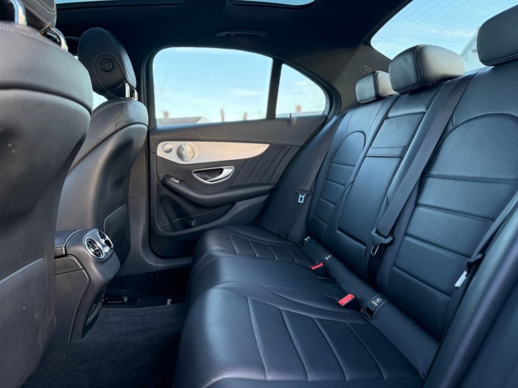 Used Mercedes-Benz C Class 2015 for sale - 76604636: Photo 14