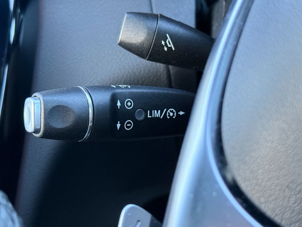 Used Mercedes-Benz C Class 2015 for sale - 76604636: Photo 31