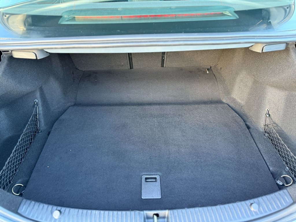 Used Mercedes-Benz C Class 2015 for sale - 76604636: Photo 39