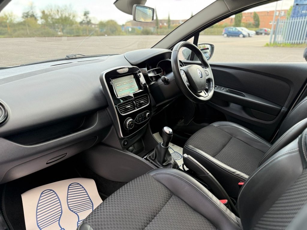 Used Renault Clio 2019 for sale - 78096582: Photo 11