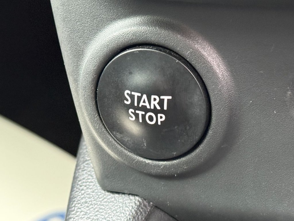 Used Renault Clio 2019 for sale - 78096582: Photo 26