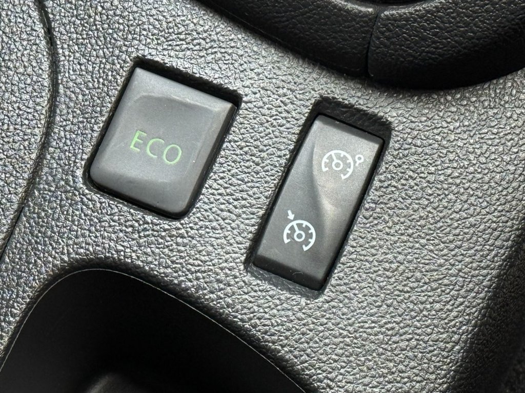 Used Renault Clio 2019 for sale - 78096582: Photo 28