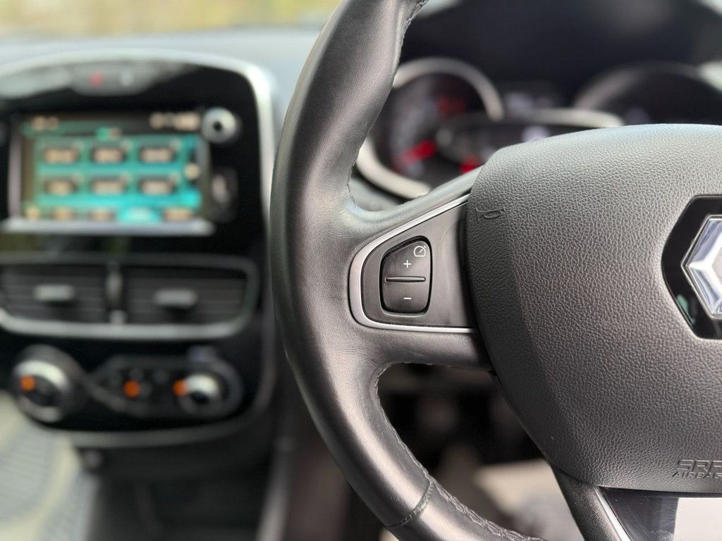Used Renault Clio 2019 for sale - 78096582: Photo 31