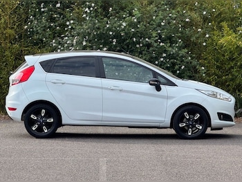 Used Ford Fiesta 2016 for sale - 79607933: Photo