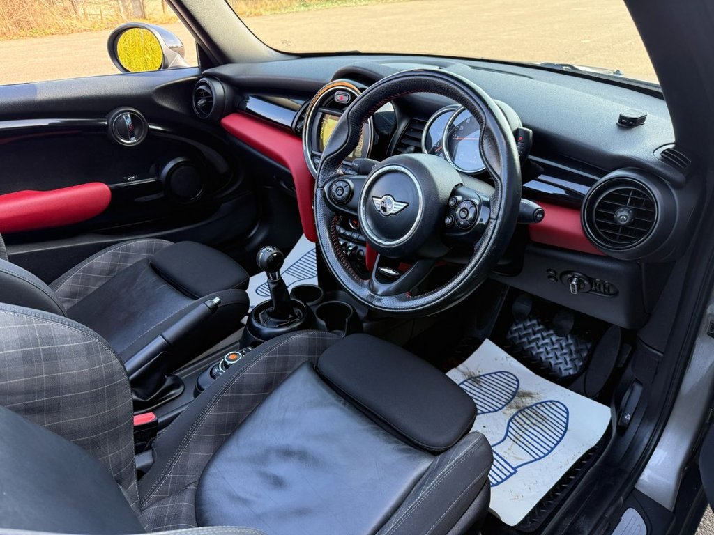 Used MINI Convertible 2016 for sale - 77734087: Photo 16