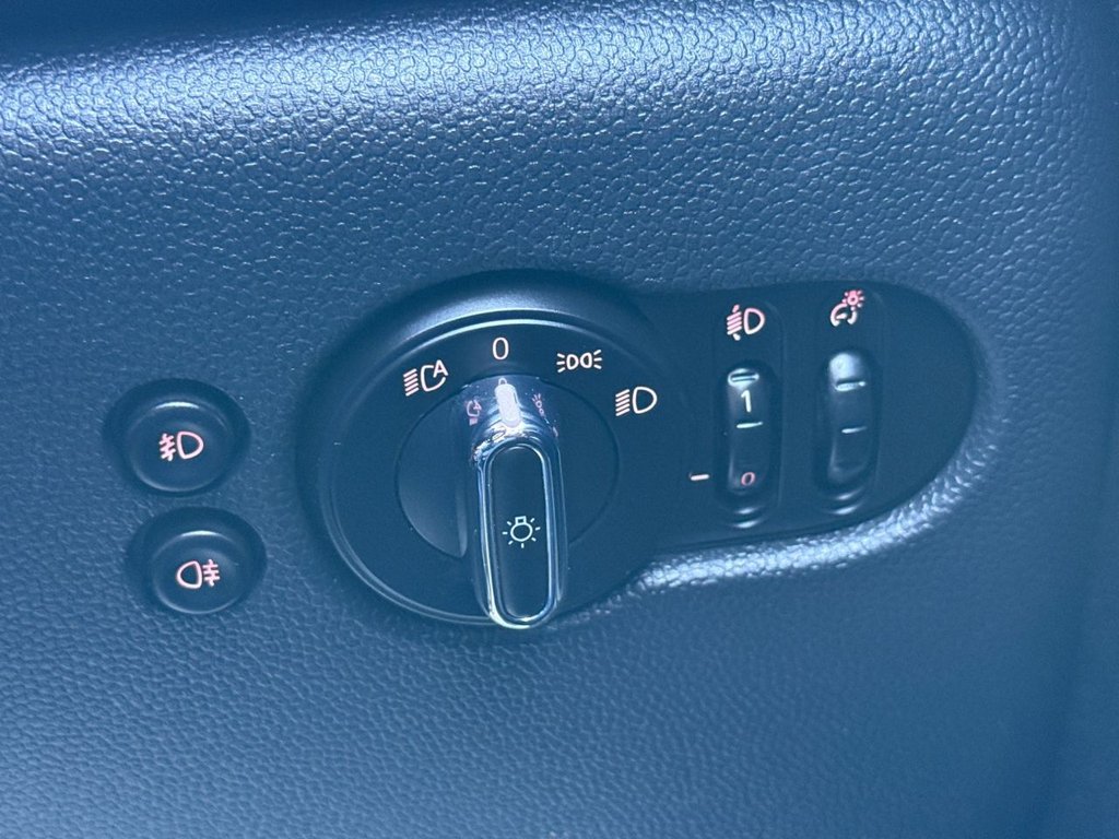 Used MINI Convertible 2016 for sale - 77734087: Photo 44