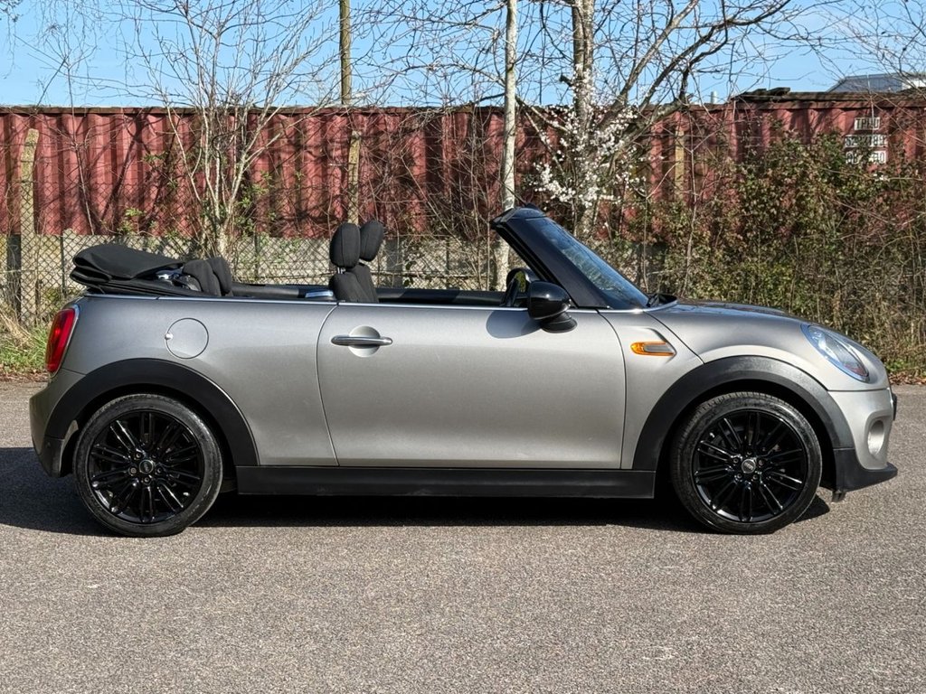 Used MINI Convertible 2016 for sale - 77734087: Photo 6