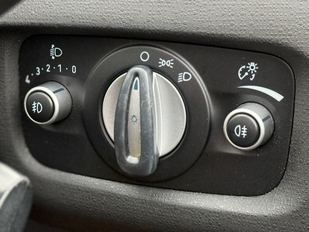 Used Ford Fiesta 2014 for sale - 77212898: Photo 31