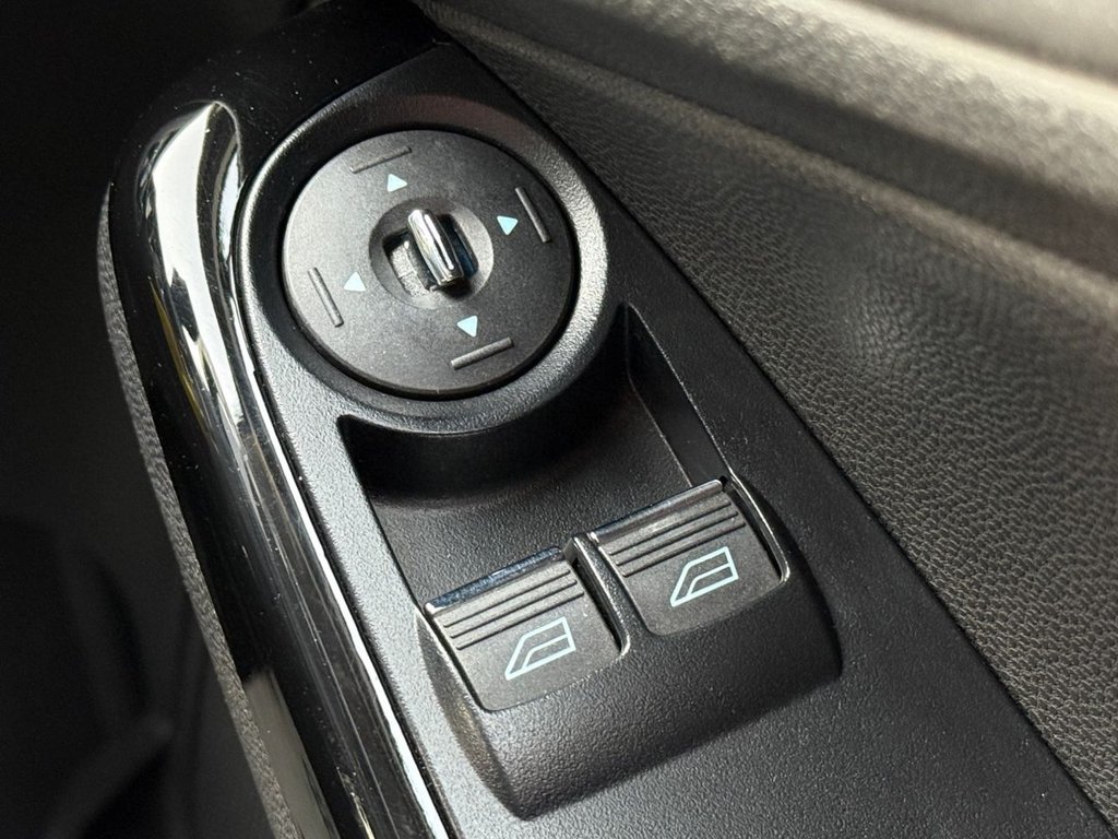 Used Ford Fiesta 2014 for sale - 77212898: Photo 32