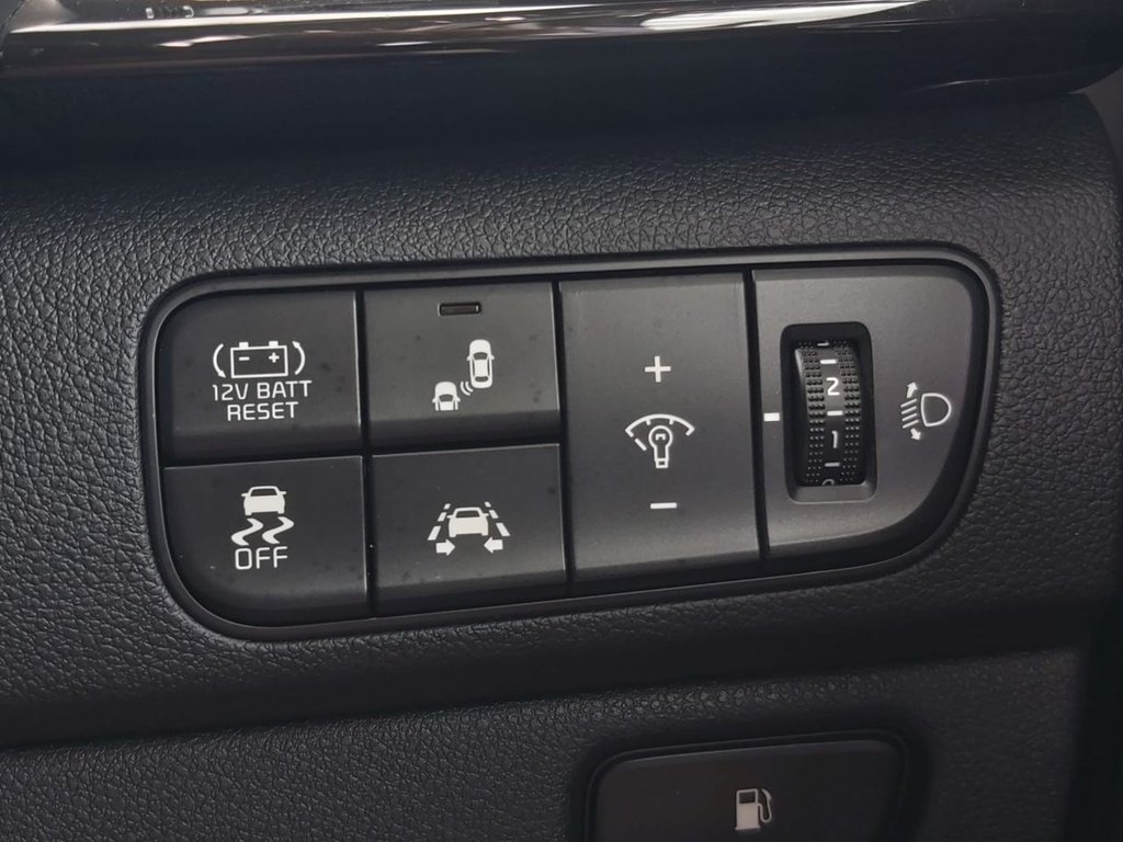 Vehicle 33