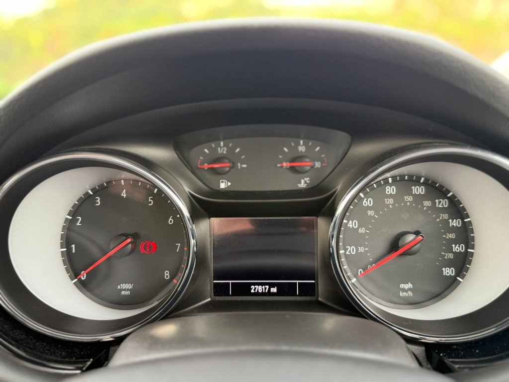 Used Vauxhall Astra 2019 for sale - 76162699: Photo 24
