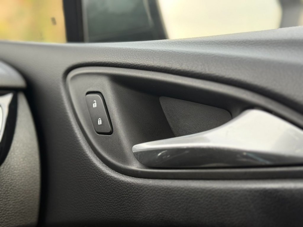 Used Vauxhall Astra 2019 for sale - 76162699: Photo 32