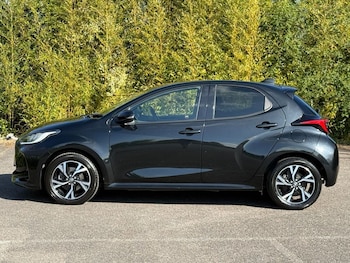 Used Toyota Yaris 2024 for sale - 78371933: Photo
