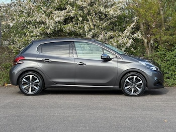 Used Peugeot 208 2019 for sale - 78413994: Photo