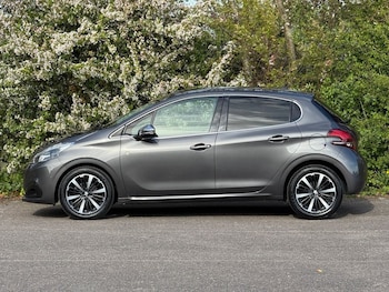 Used Peugeot 208 2019 for sale - 78413994: Photo