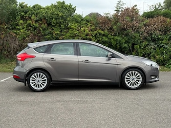 Used Ford Focus 2015 for sale - 75346705: Photo