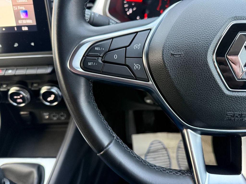 Used Renault Captur 2020 for sale - 77734077: Photo 30