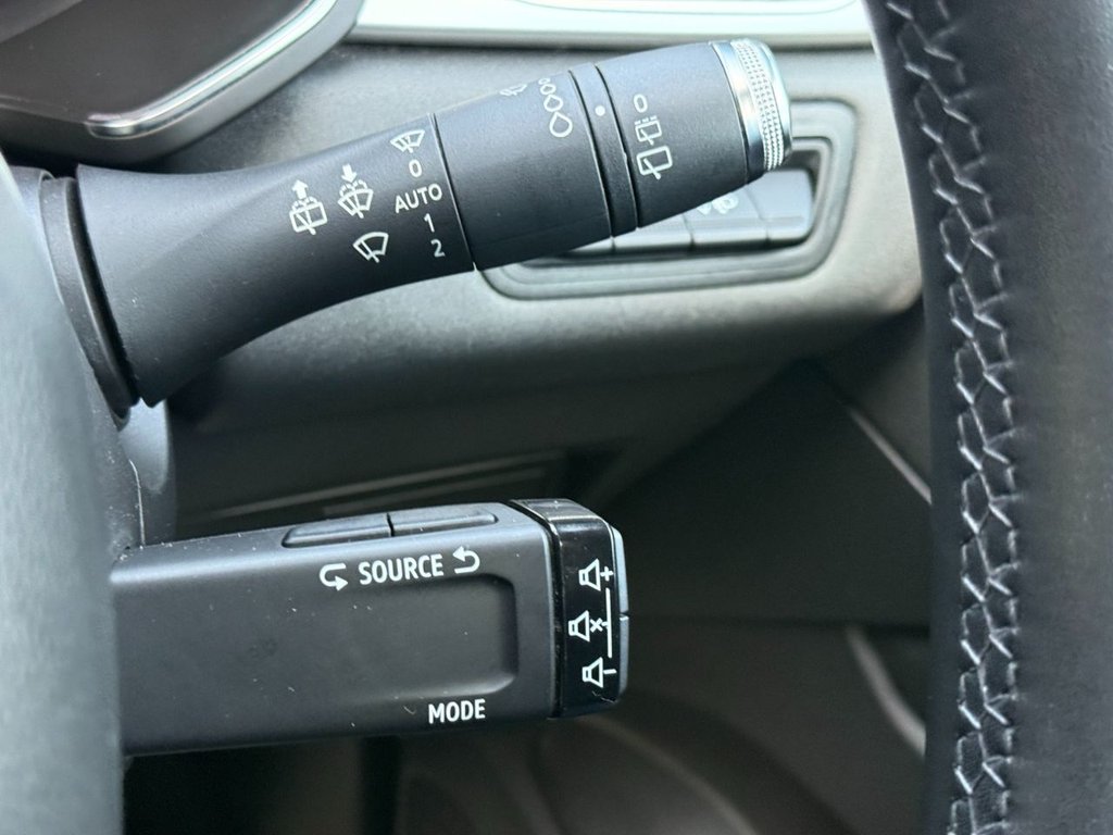 Used Renault Captur 2020 for sale - 77734077: Photo 33