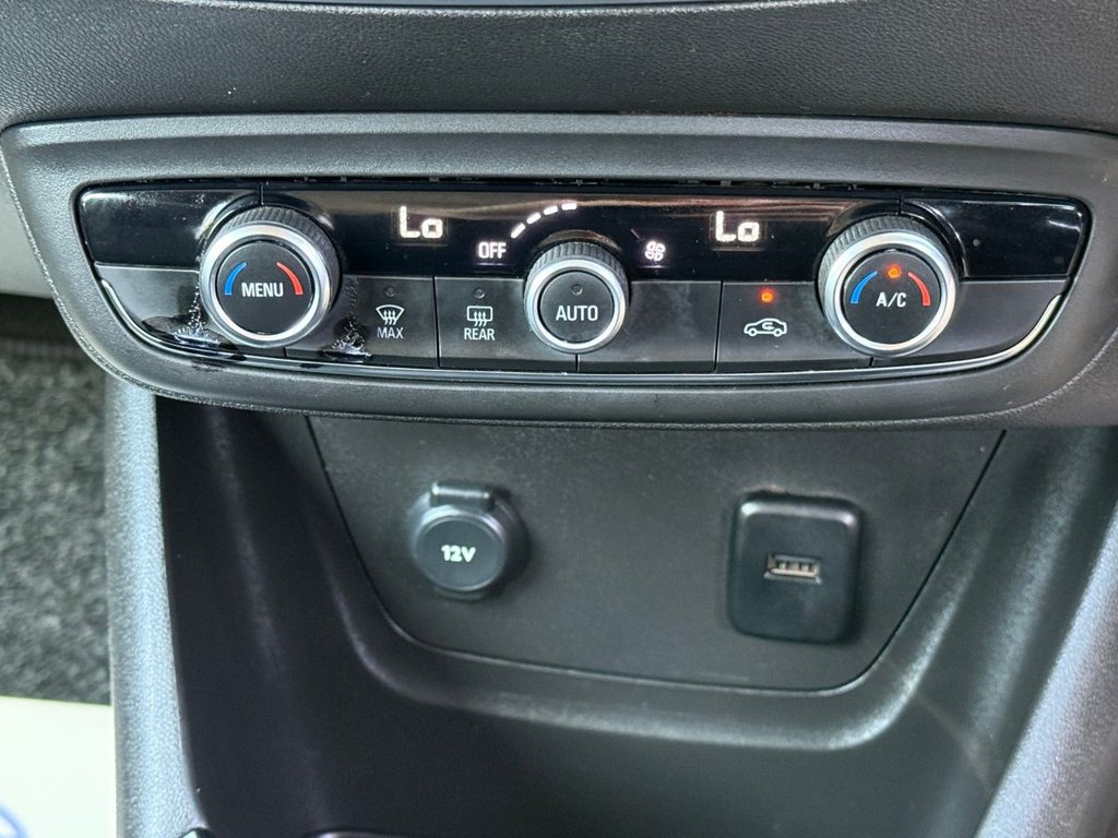 Used Vauxhall Crossland X 2017 for sale - 78180800: Photo 23