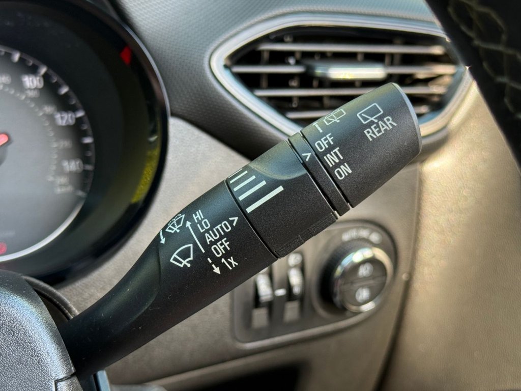 Used Vauxhall Crossland X 2017 for sale - 78180800: Photo 31