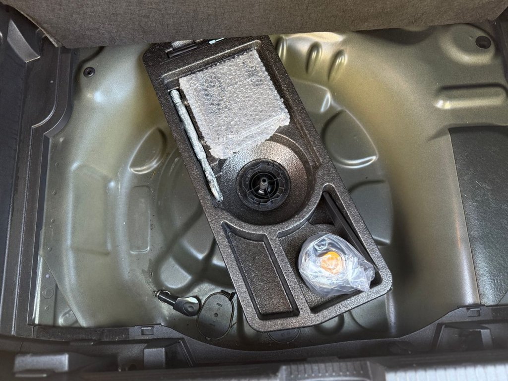 Used Vauxhall Crossland X 2017 for sale - 78180800: Photo 35